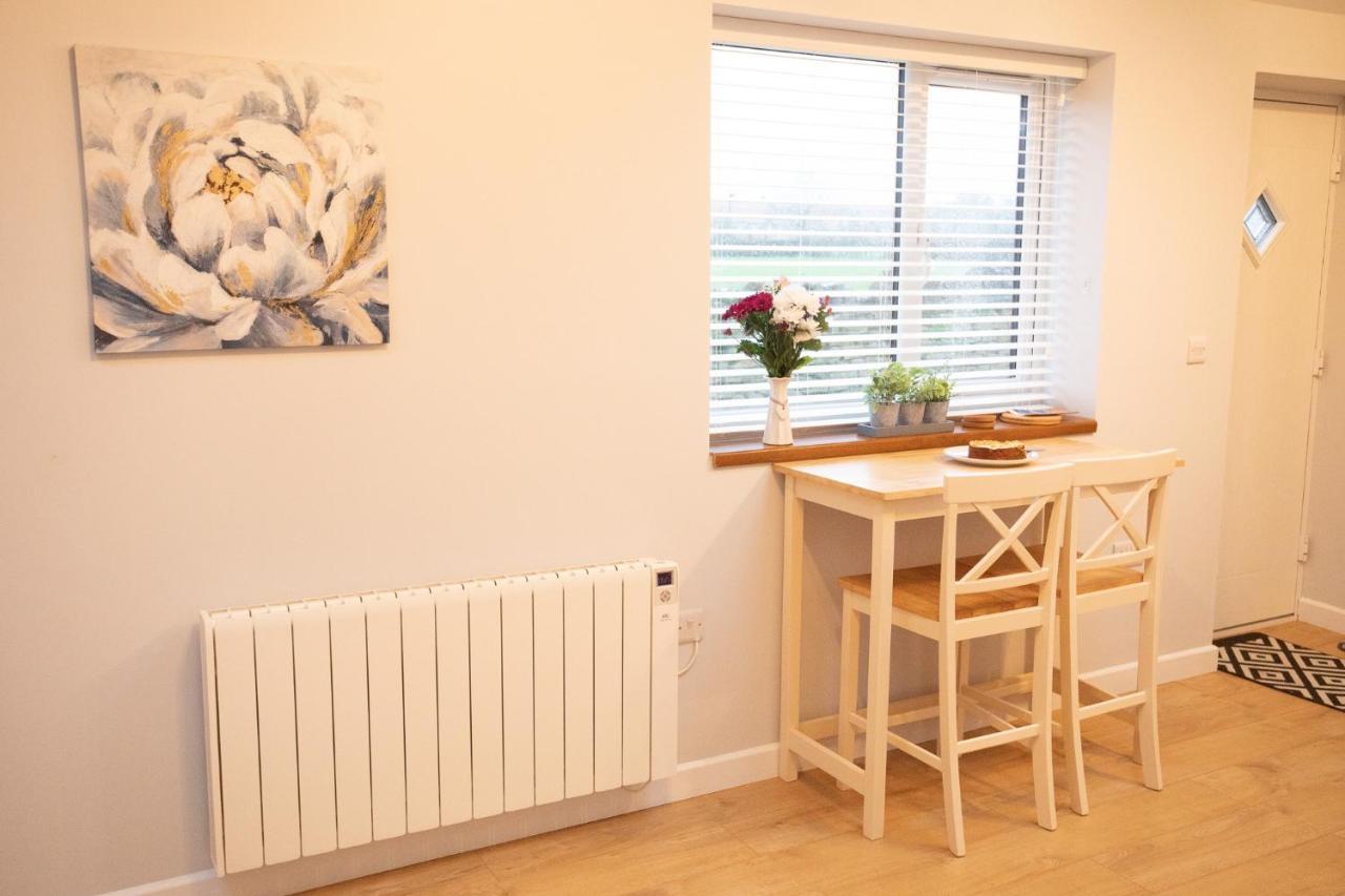 Apartamento The Milking Sheds Tytherington  Exterior foto